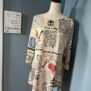 Like new, Graphic Print Tunic Top, size L